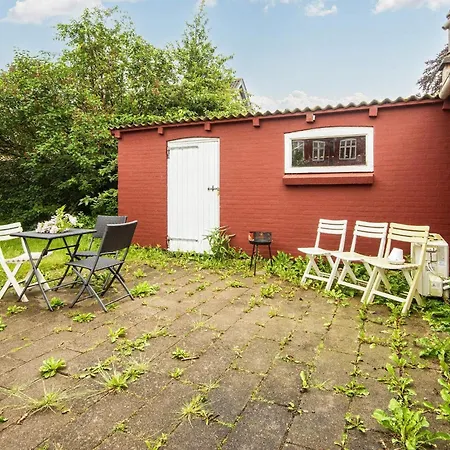 6 Person In Holiday home Bredebro